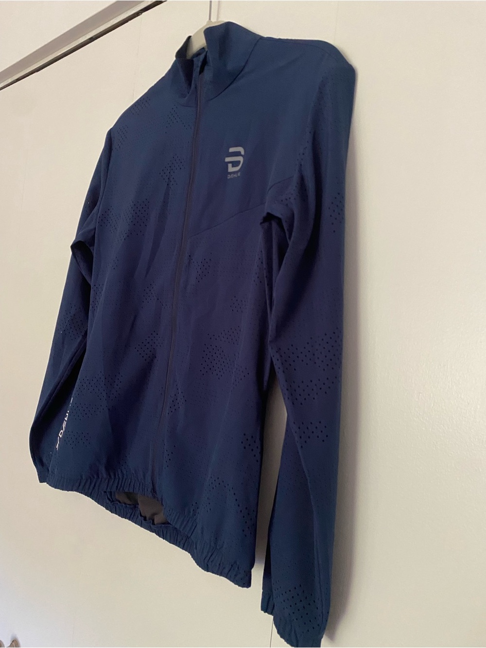 Dæhlie Women’s Running Jacket, Lightweight Technical, Nordic Activewear